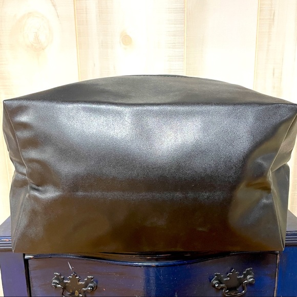 Victoria’s Secret Black Mesh Leather Tote Bag - Picture 3 of 4